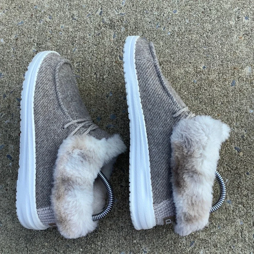 Hey Dude Britt Youth Coffee Dye Faux Fur Lined Ankle Boots Size Y4 L5 EU 36